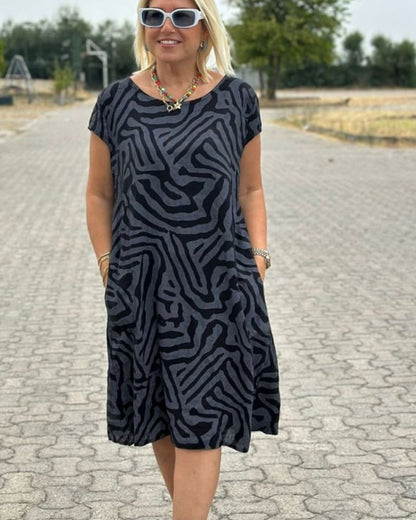 Lucinda | Chic summer dress with printed design