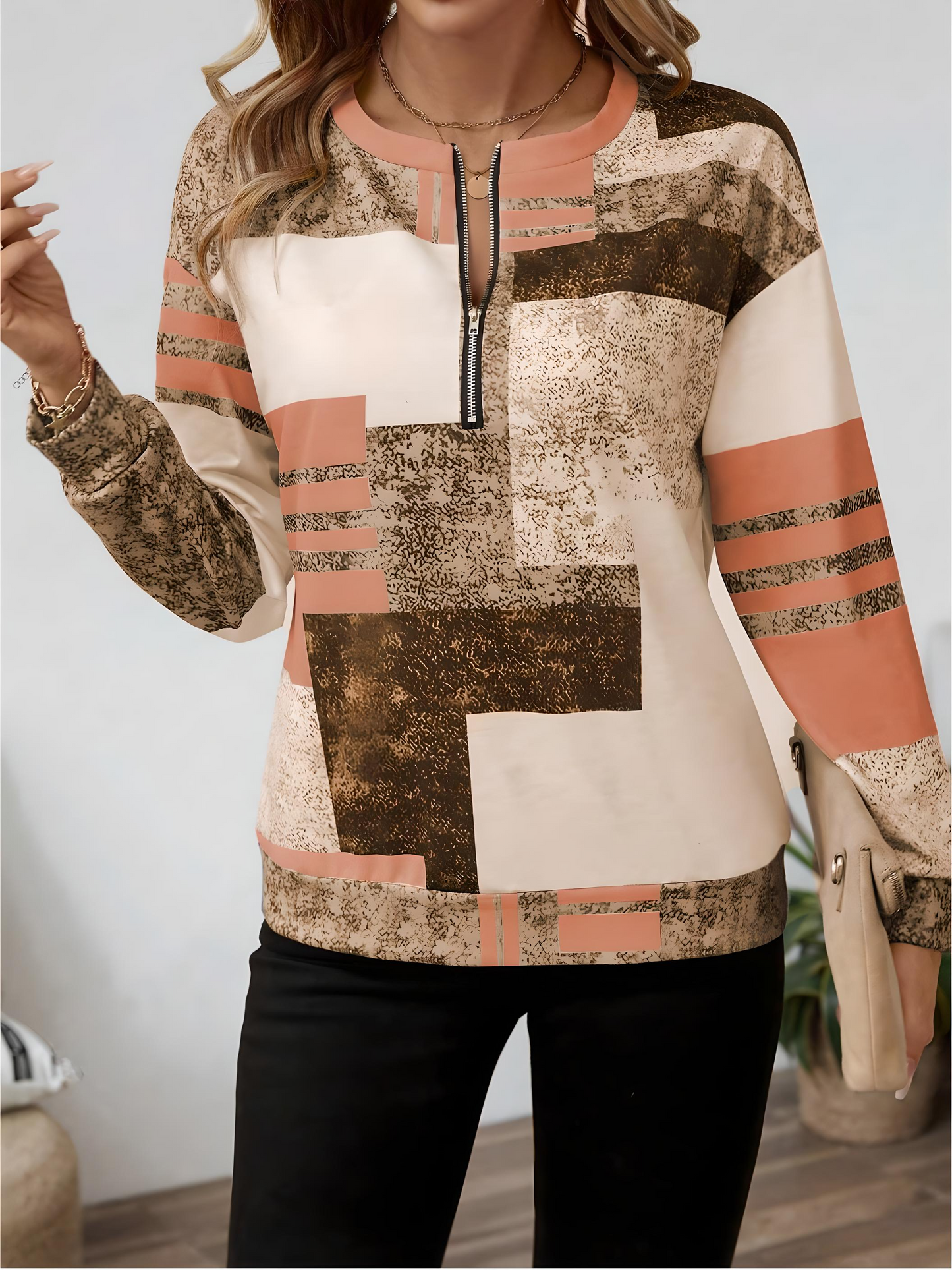 Novara | Classic Vintage Sweatshirt